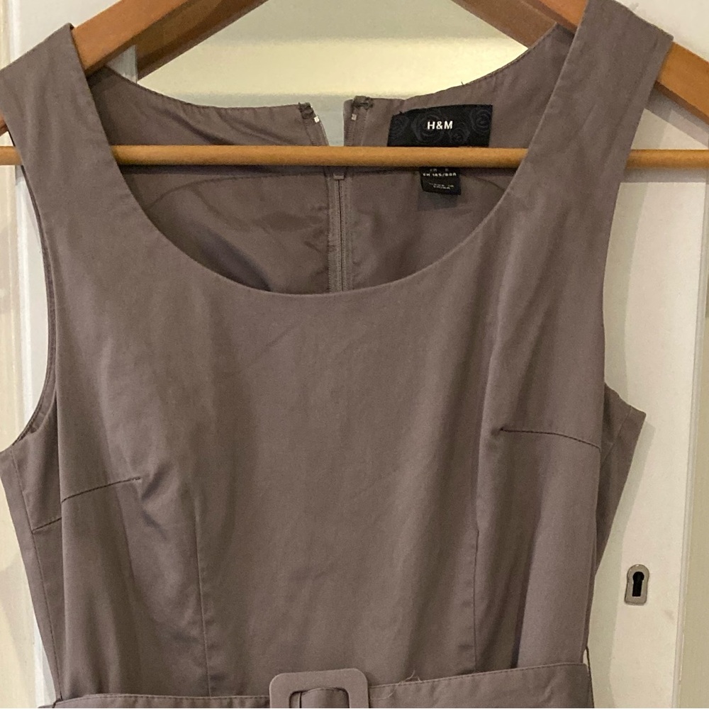 H&M Taupe Mauve Sleeveless Sheath Dress with Belt